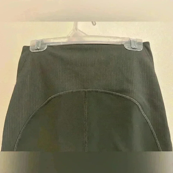 Lululemon Blissful Bend Super High-Rise Short 8" - Picture 5 of 6